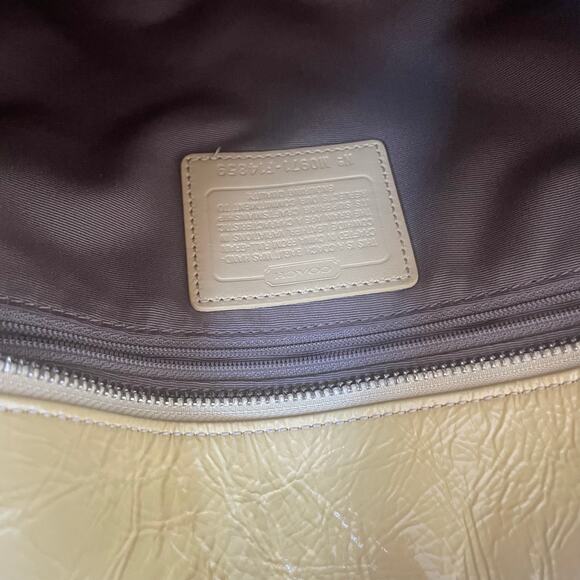 Coach Gallery Tote Yellow Patent Leather Shoulder Bag - Picture 8 of 10